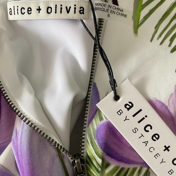 Alice + Olivia Joyce Floral Print Mini Dress 6 - Picture 12 of 15